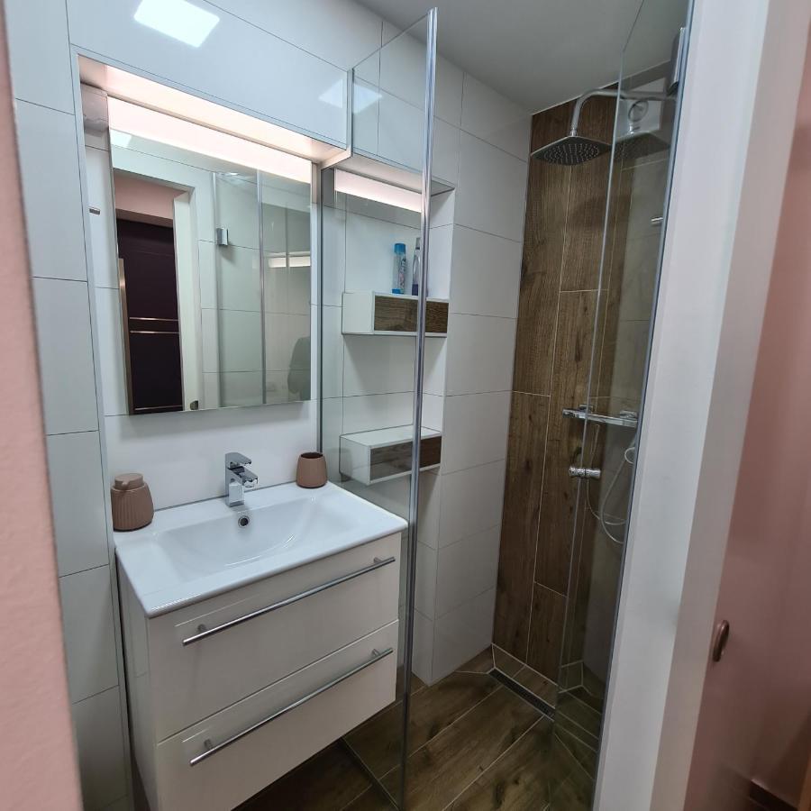 מריבור Apartment Dinlux מראה חיצוני תמונה