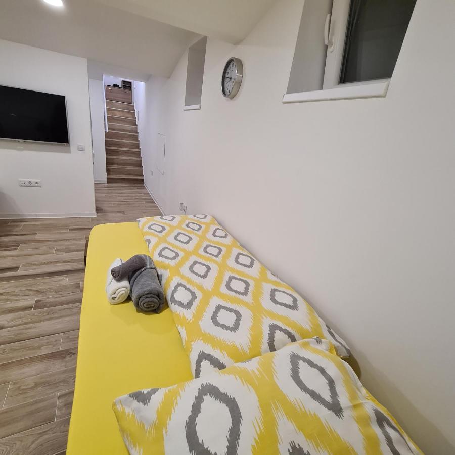 מריבור Apartment Dinlux מראה חיצוני תמונה