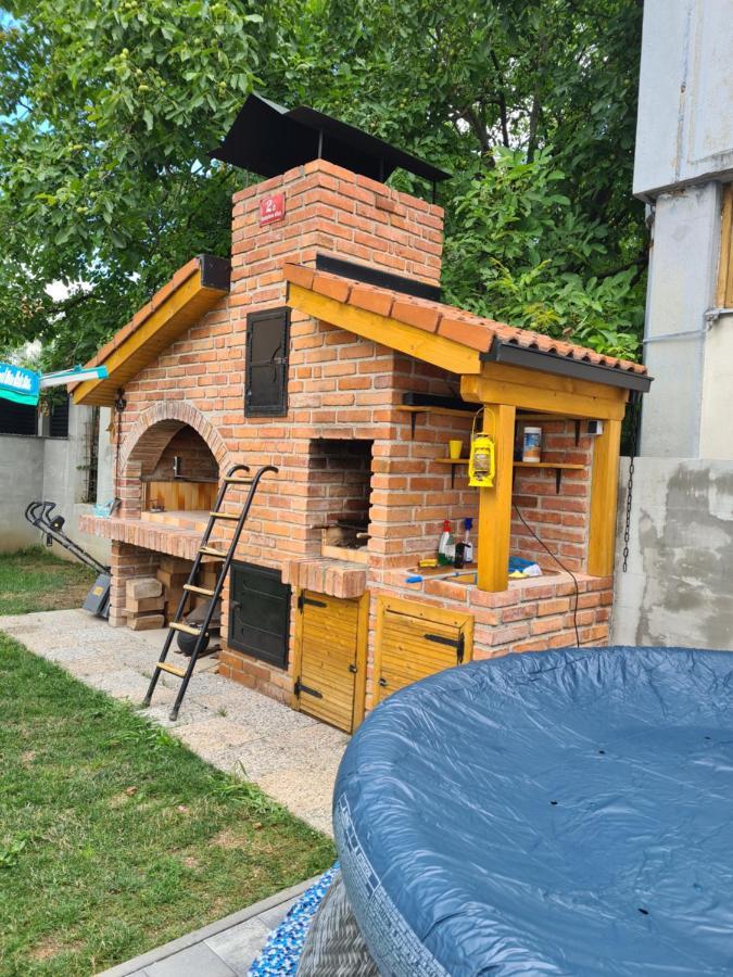 מריבור Apartment Dinlux מראה חיצוני תמונה