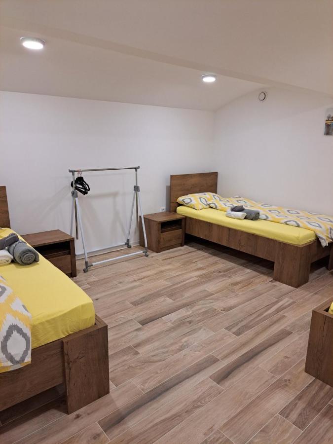 מריבור Apartment Dinlux מראה חיצוני תמונה