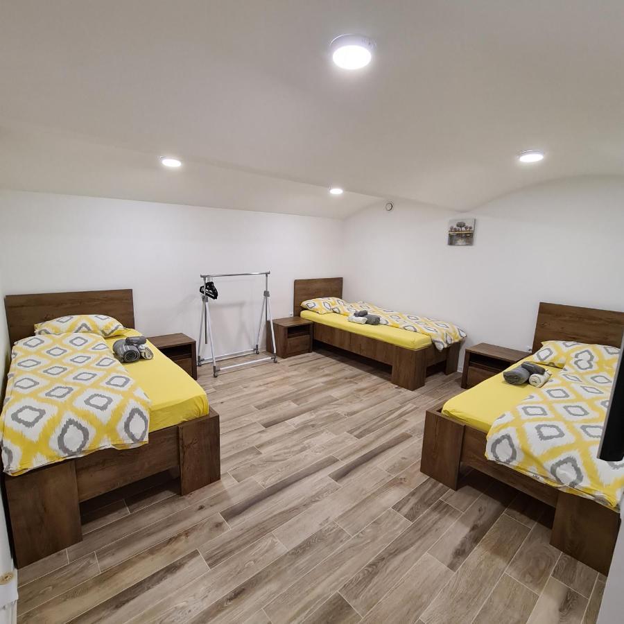 מריבור Apartment Dinlux מראה חיצוני תמונה