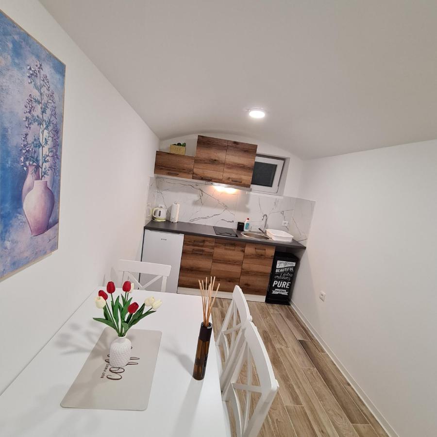 מריבור Apartment Dinlux מראה חיצוני תמונה